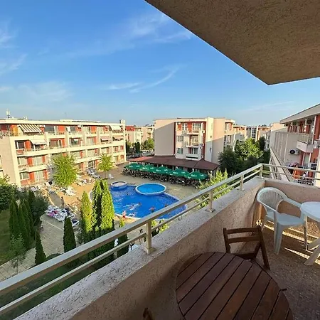 Penthouse 2 Bed At Nesebar Club * 阳光海滩